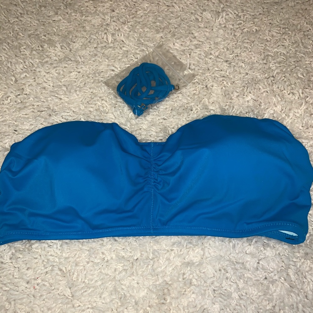 Victoria’s Secret underwire bandeau bikini top